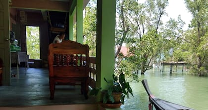 Mhontong Homestay