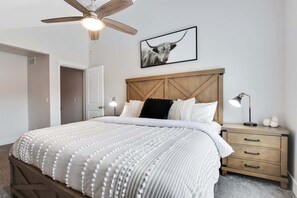 3 多间卧室、熨斗/熨衣板、旅行婴儿床、WiFi