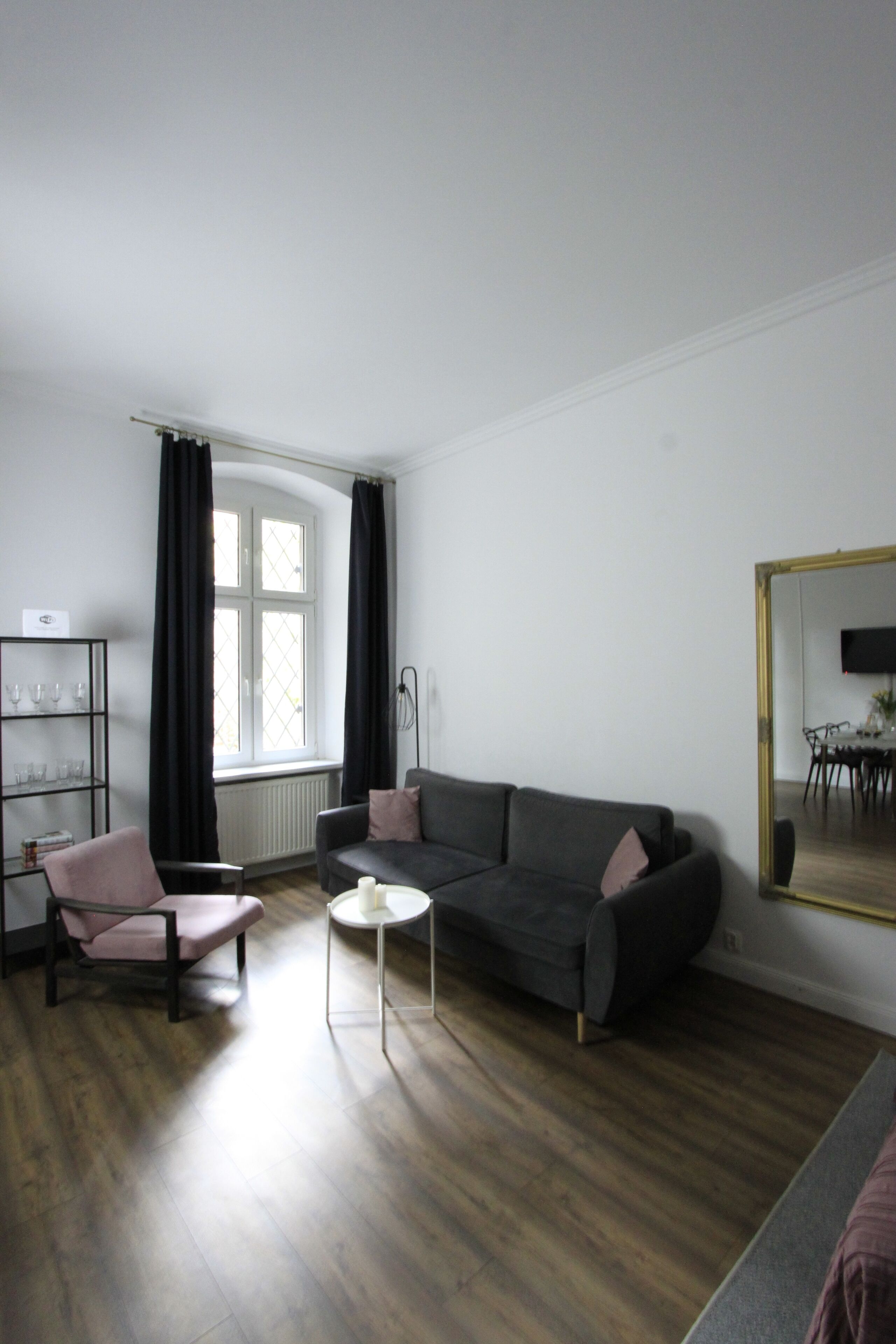 Design Apartment | Living area | Flat-screen TV