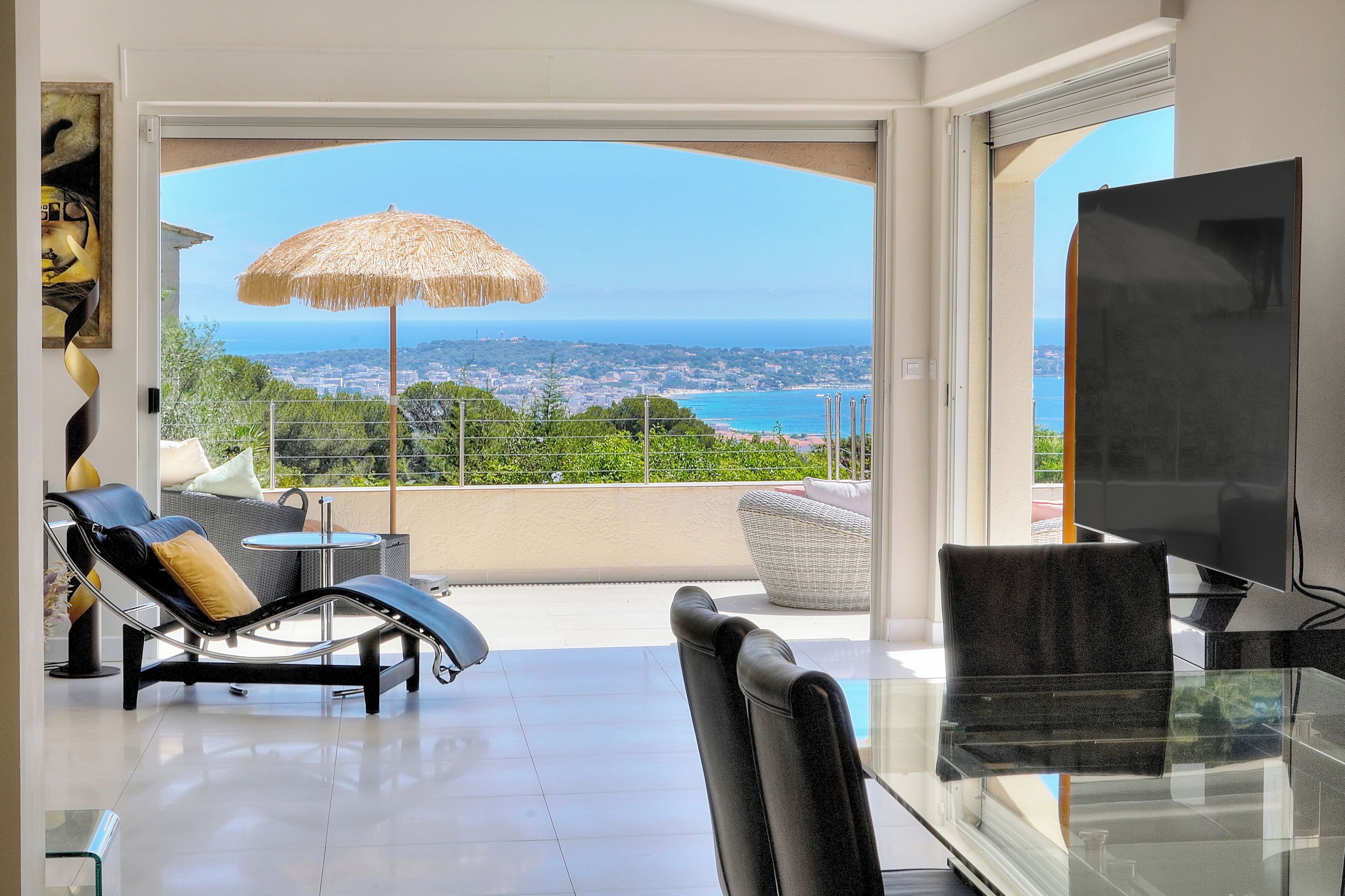 Smart TV, fireplace, video games, table football