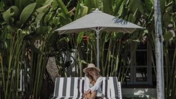 Outdoor pool, pool loungers