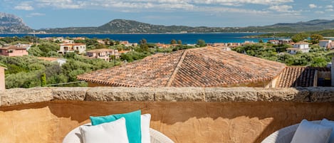 Apartment, 3 Bedrooms | Terrace/patio