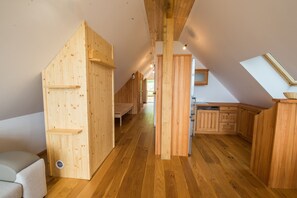 Talo, 1 makuuhuone | Yksityinen keittiö | Jääkaappi, mikroaaltouuni, uuni, liesi