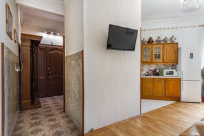 Apartment, 1 Schlafzimmer | Wohnbereich | Flachbildfernseher