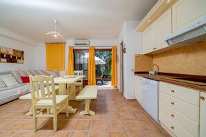 Flat-screen TV - Casa Mariella (Olbia)