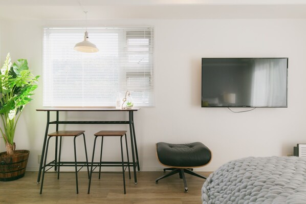 1 bedroom, desk, iron/ironing board, free WiFi