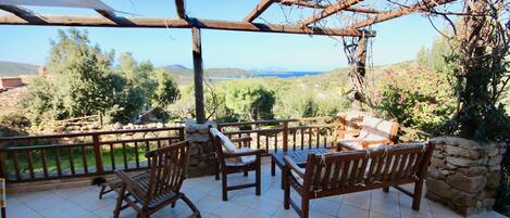 Villa, 3 Bedrooms | Terrace/patio