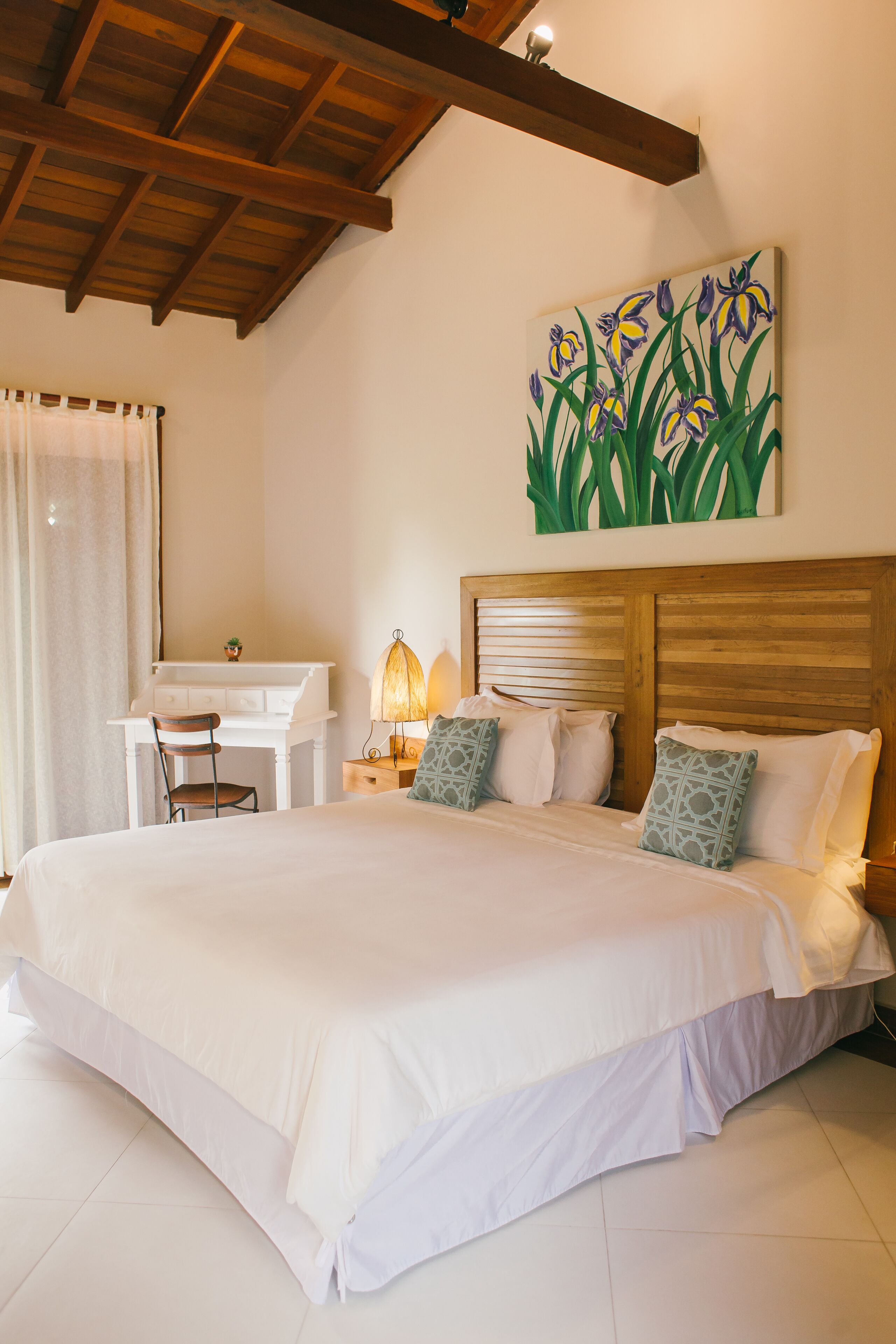 Minibar, safe på rommet, individuelt dekorert og individuelt innredet