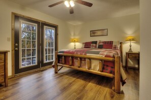 6 bedrooms, iron/ironing board, WiFi, bed sheets