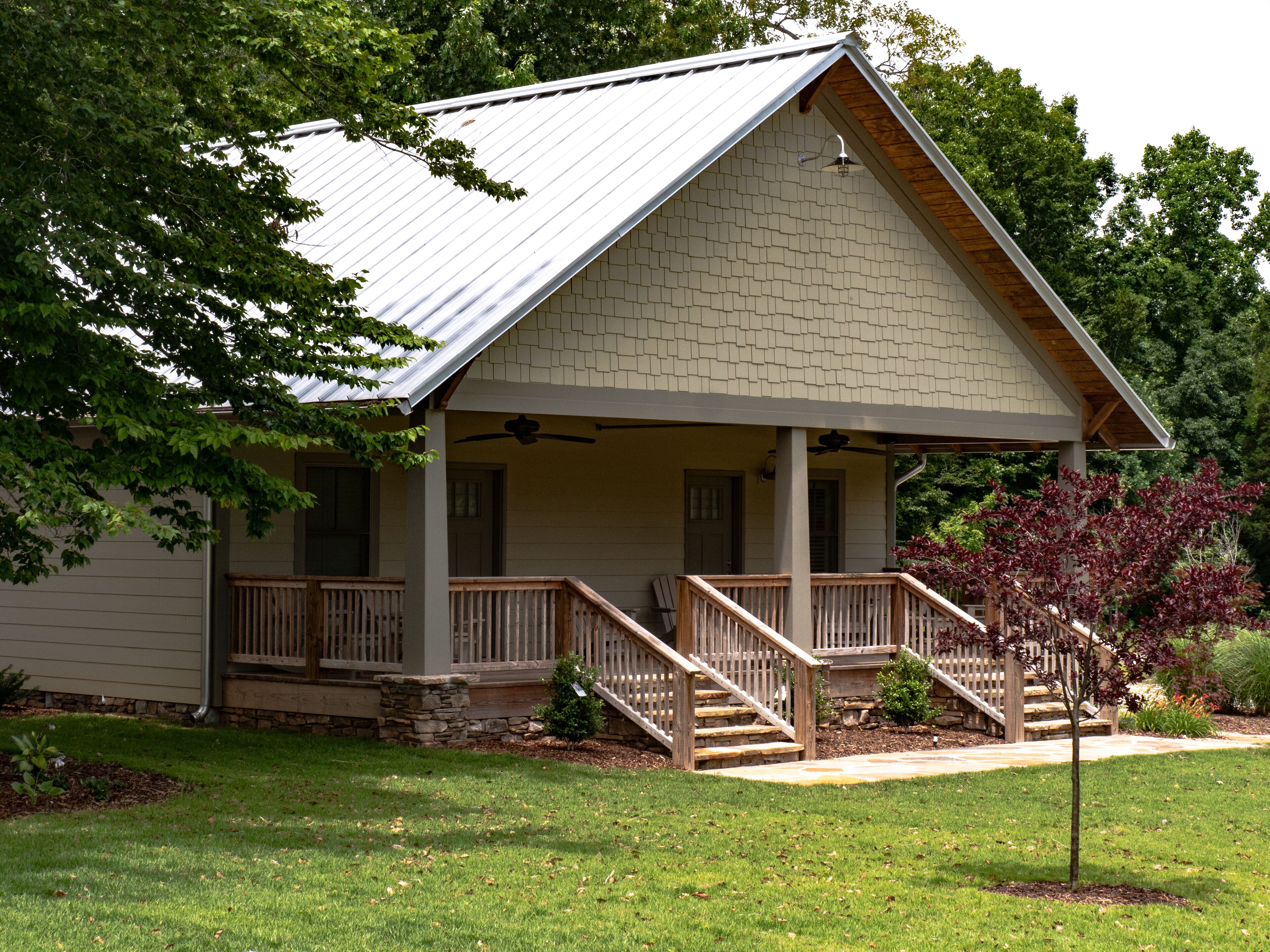 Cozy Bungalow South + Fishing & Trails