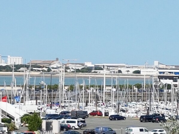 Marina - 40 m2 apartment with swimming pool in condominium with lovely view of the Minimes harbor (La Rochelle)