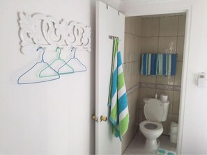 Bathroom - Beach Front Cottage (Savaneta)
