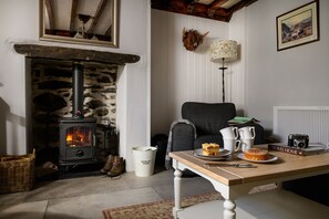 Interior - Cefnan, Rhyd-Ddu, Snowdonia (Rhyd-Ddu)