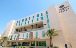 View from property - Doubletree By Hilton Doha - Al Sadd (Doha)