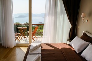 4 bedrooms, in-room safe, iron/ironing board, WiFi - Villa Hedonism, (Possibility for a long-term bookings on a special conditions) (Sveti Stefan)