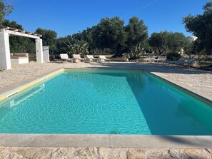 Outdoor pool - Beautiful trullo with separate  smaller trullo, both with aircon and wifi. (Ostuni)