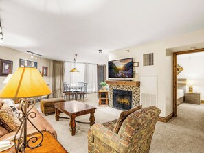 Smart-tv, pejs, dvd-afspiller