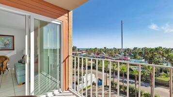 Condo, nhiều giường, ban công (GULFVIEW II 511) | Khuôn viên nơi lưu trú