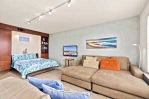 Studio Suite, ban công (GULFVIEW II 505) | Trang trí khác biệt, trang bị nội thất với thiết kế riêng biệt 