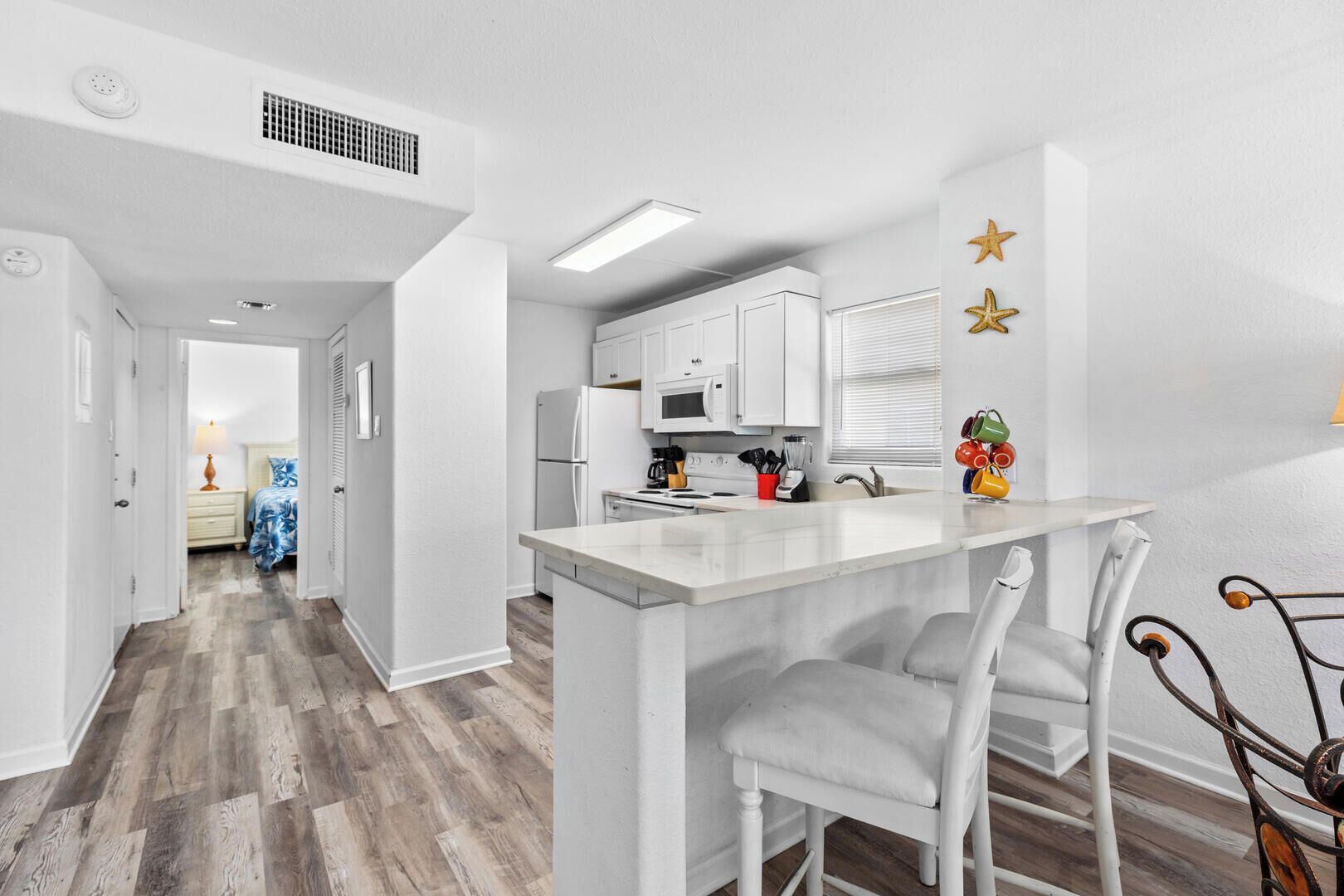 Condo, Multiple Beds, Balcony (GULFVIEW II 202) | Private kitchen | Fridge, microwave, oven, stovetop