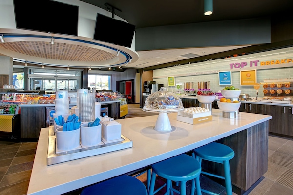 Free daily on-the-go breakfast