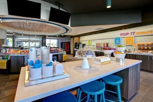 Desayuno para llevar incluido todos los días 