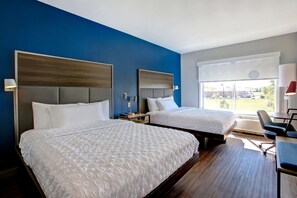 Iron/ironing board, free WiFi, bed sheets, wheelchair access - Tru By Hilton Monroe (Monroe)