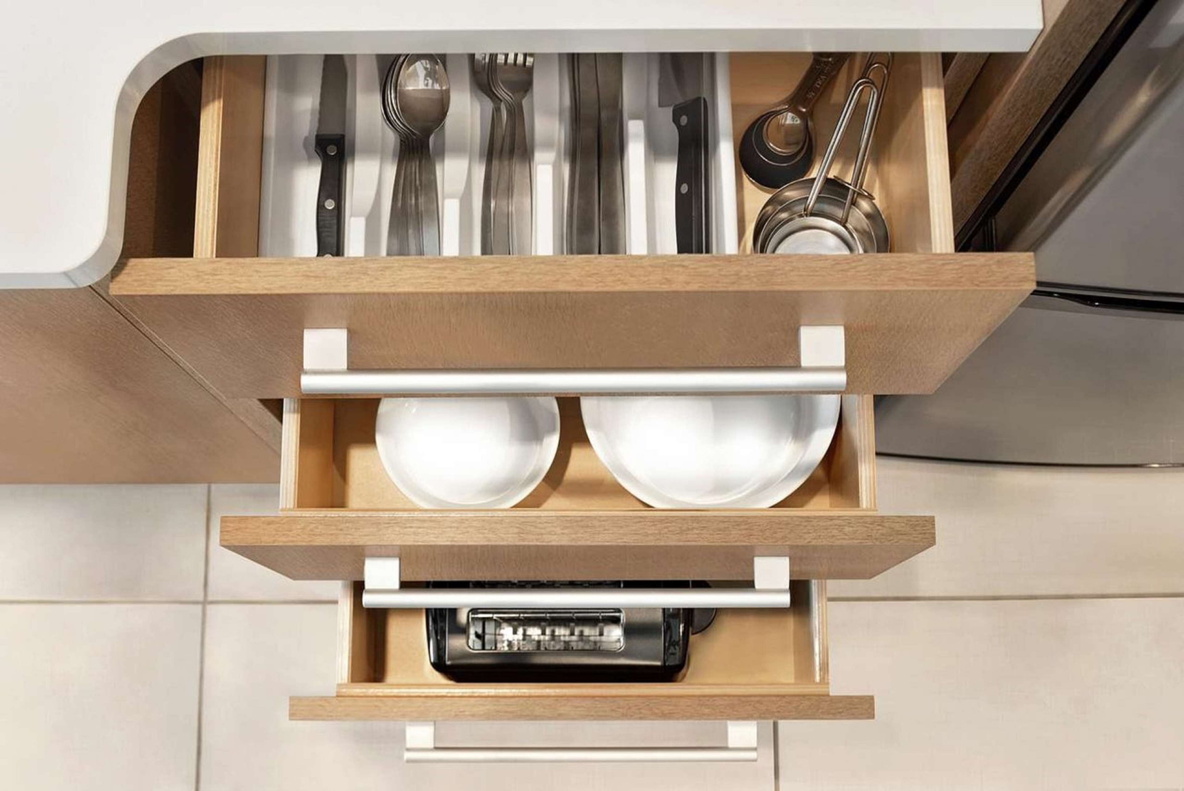 full-sized fridge, microwave, stovetop, dishwasher