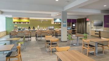 Free daily buffet breakfast