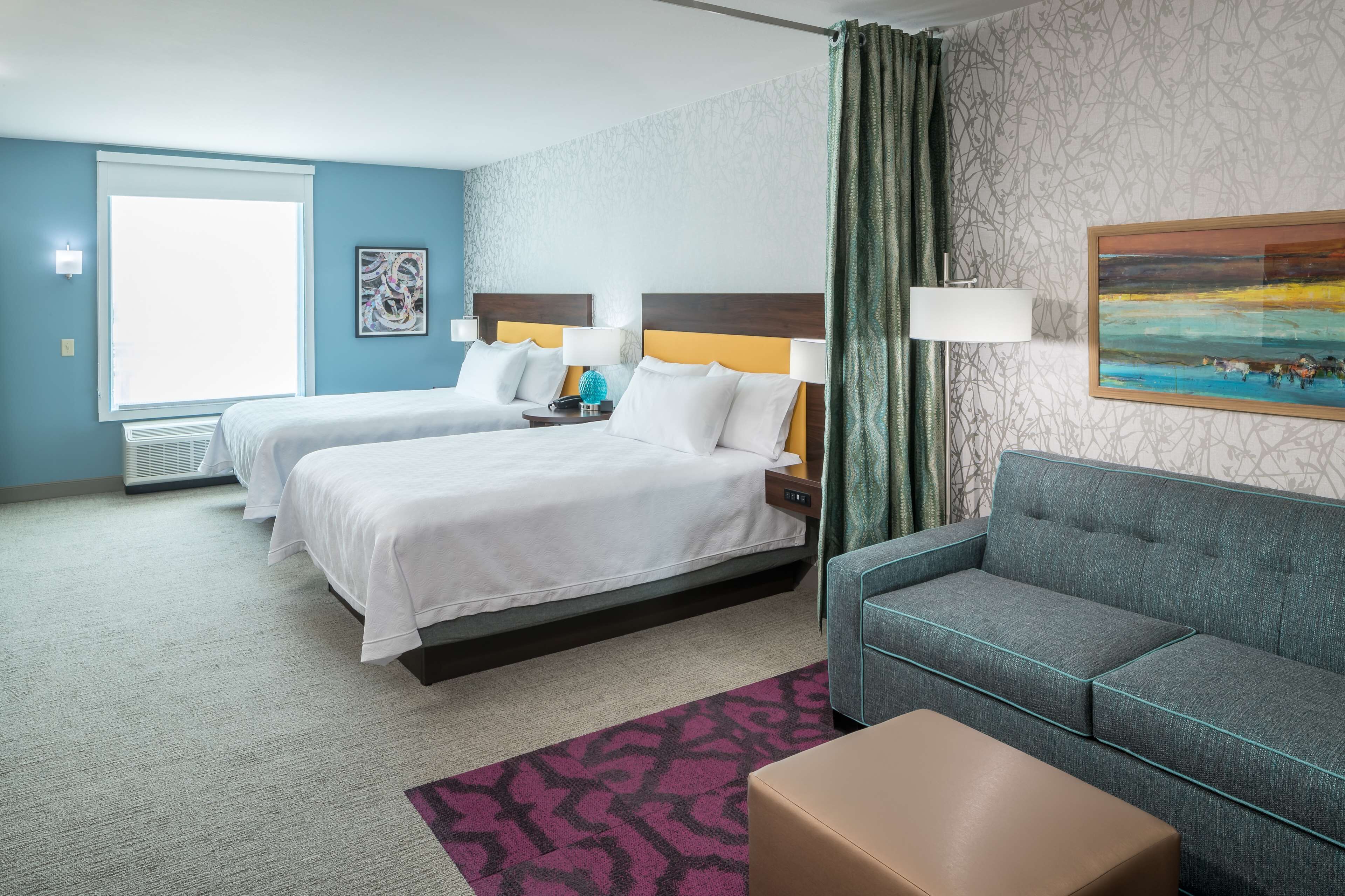 55-inch flat-screen tv with digital channels, tv