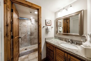 Shower, jetted tub, hair dryer, towels