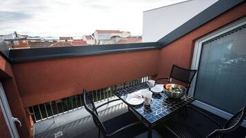 Studio, Balcony, Garden View | Balcony