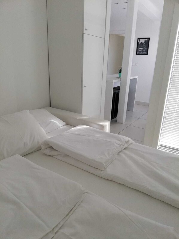 Studio, Multiple Bedrooms, Balcony, Garden View