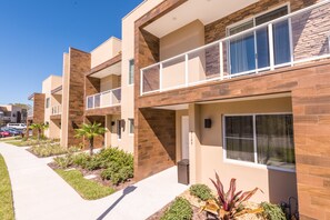 Exterior - Boutique Style Home, Free parking, Free Wi-Fi Near Disney (Kissimmee)