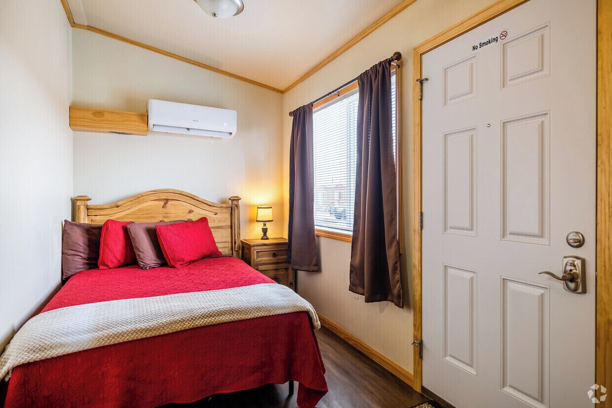 Cortinas blackout, wifi gratis y ropa de cama 