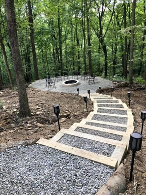 Tina de hidromasaje al aire libre