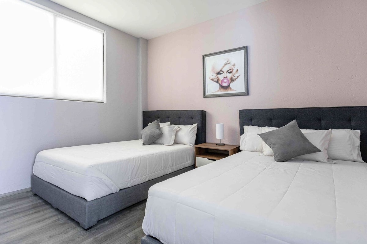 Apartamento design, acessível, cozinha | 2 quartos, roupas de cama de algodão egípcio, roupas de cama premium