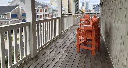 OCEAN CALLING - 2nd row Luxury Private Beach Home w/ Pool, Hot Tub & Outdoor TV