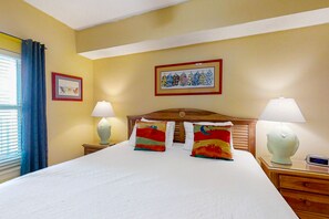 1 slaapkamer, een strijkplank/strijkijzer, internet, beddengoed