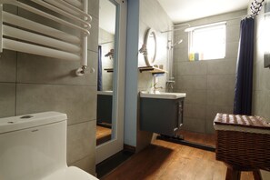 Bathroom - JiuYueJi Inn (Hangzhou)