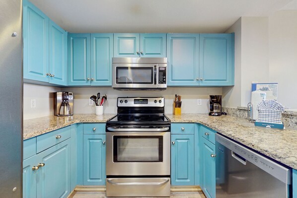 Fridge, microwave, oven, stovetop