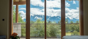 Ferienhaus "Haus Lichtenstern" mit WLAN, Balkon und Bergblick