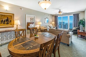 Televisio, DVD-soitin, videokirjasto