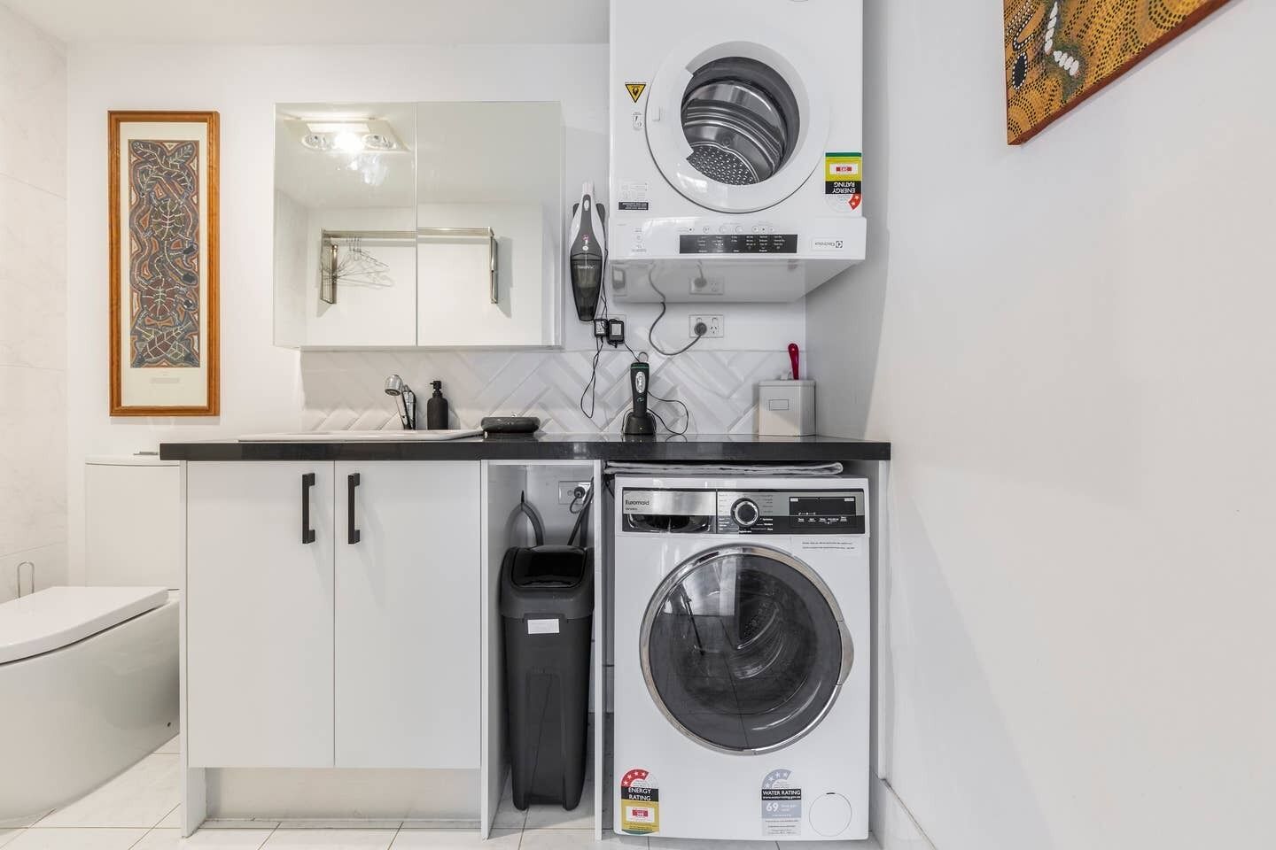 Melbourne and Southbank Gem with 3 bedrooms — image 6