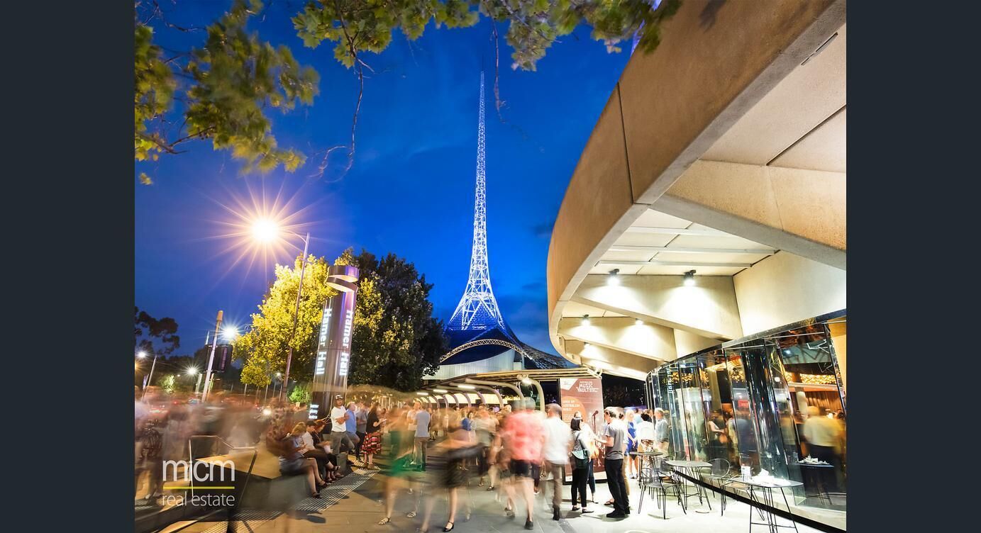 Melbourne and Southbank Gem with 3 bedrooms