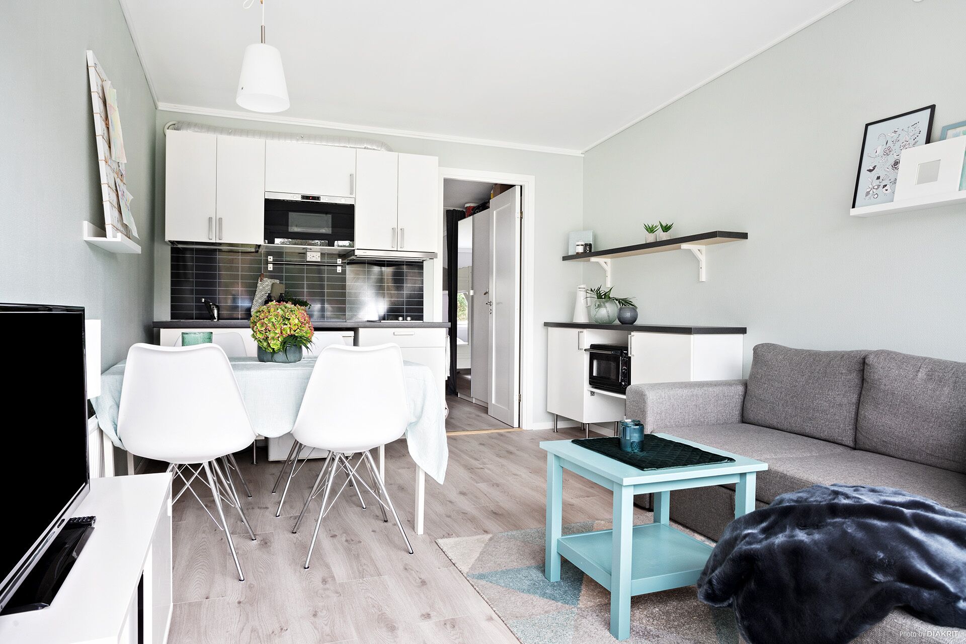 Télévision, table de tennis de table