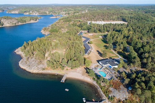 Newly refurbished beach apartment