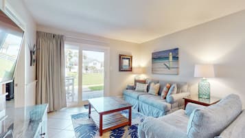 Televisión, reproductor de DVD y videoteca