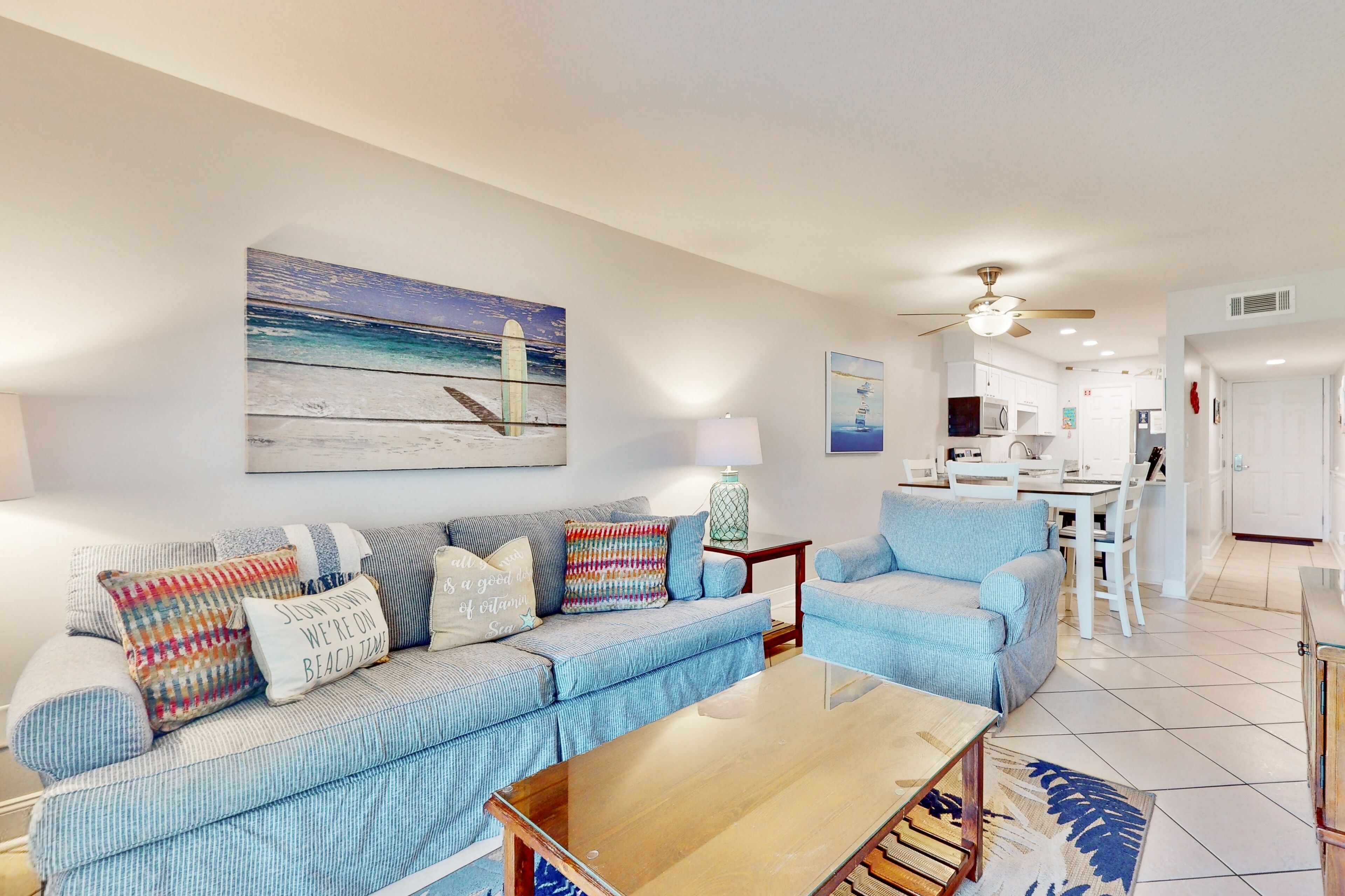 Televisio, DVD-soitin, videokirjasto