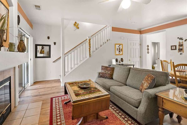 TV, fireplace, DVD player, offices